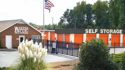 Extra Attic Self Storage in Apex, NC