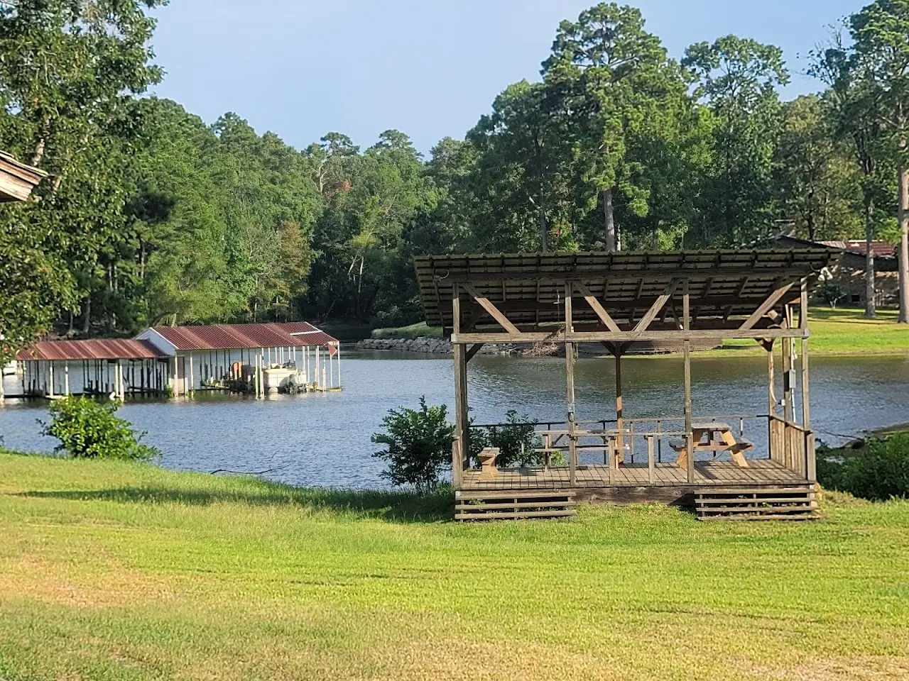 Huxley Bay RV Park & Marina, RV storage in Shelbyville