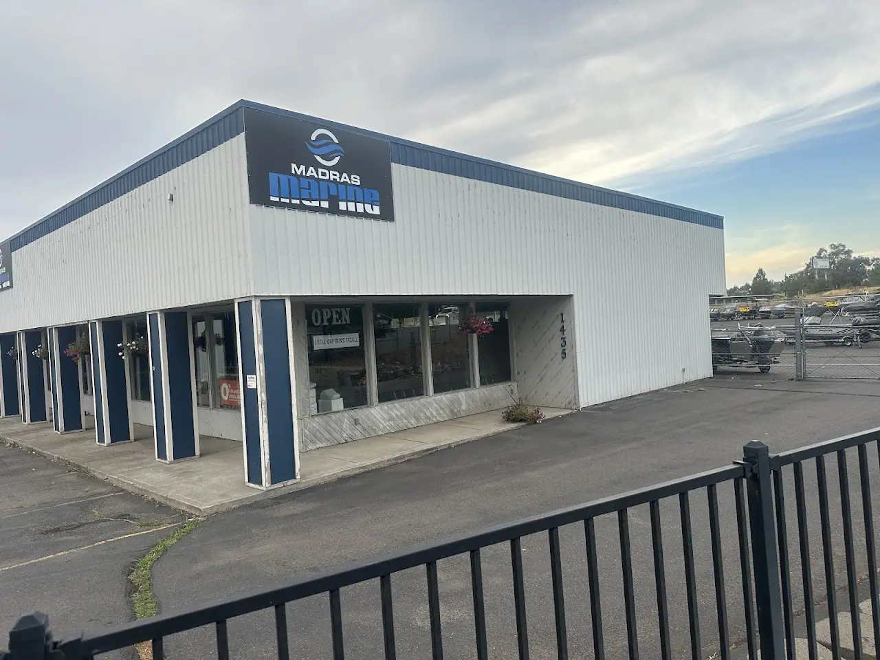 Madras Marine & RV, RV storage in Madras