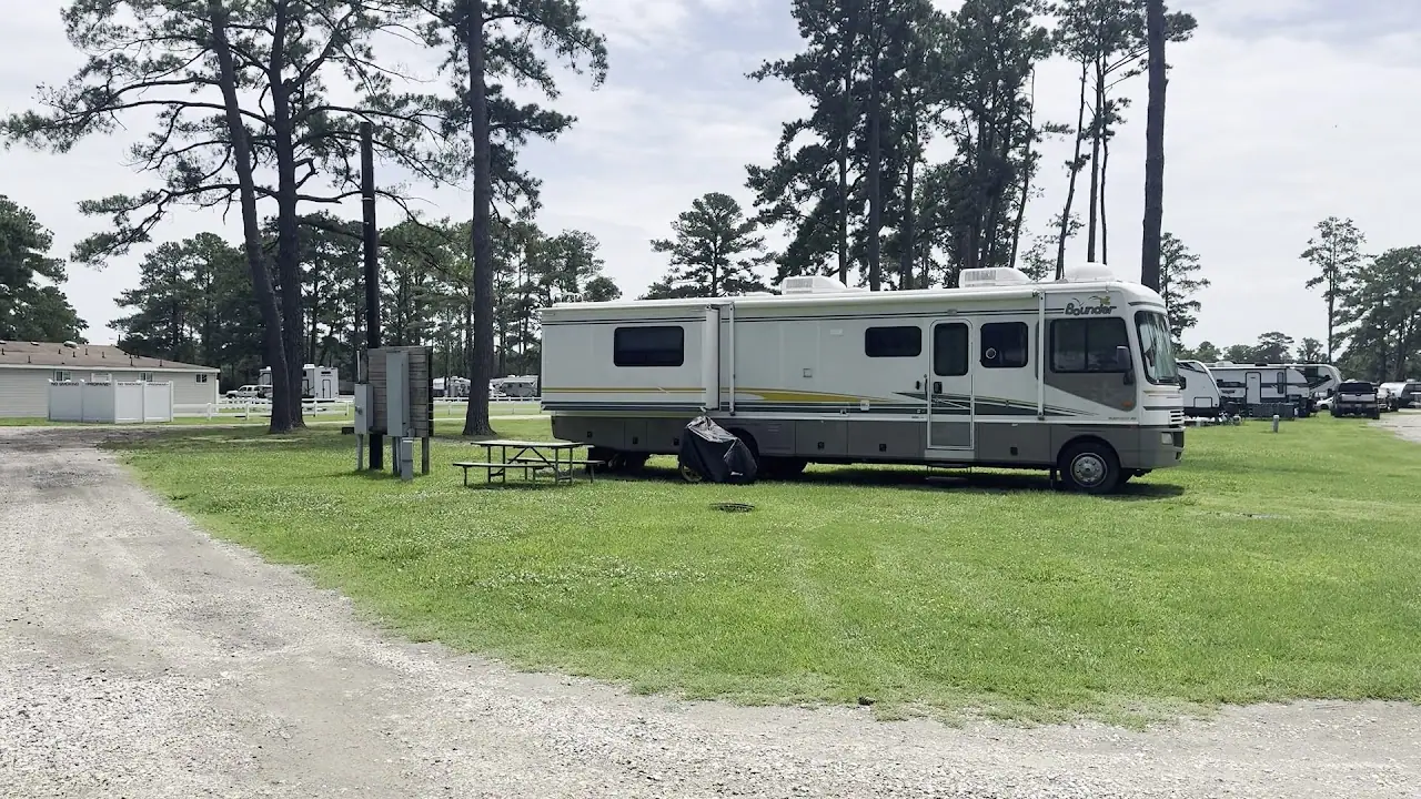 North Bay Shore Campground, RV storage in Virginia Beach