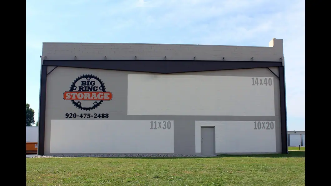 Big Ring Storage - Bluemound Appleton, RV storage in Appleton