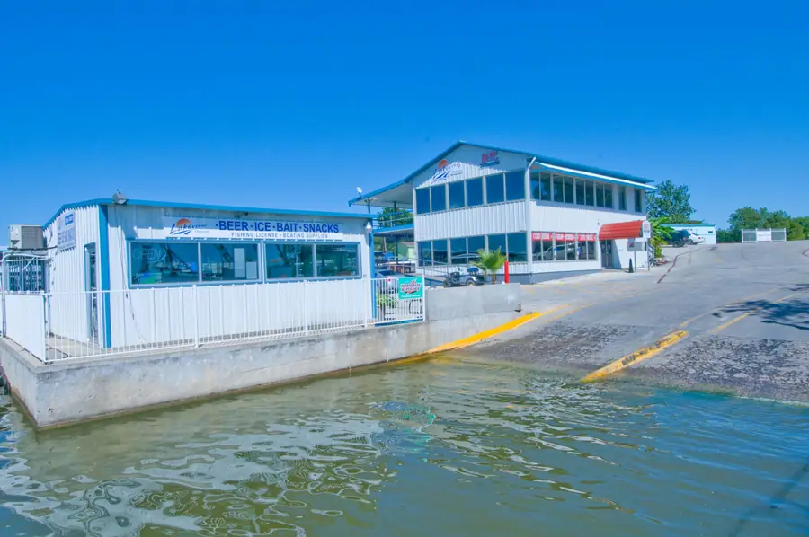 Lakeview Marina- Fort Worth, TX, RV storage in Fort Worth