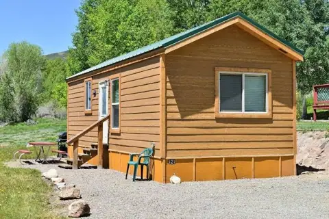 Oasis RV Resort & Cottages Gunnison photo 2