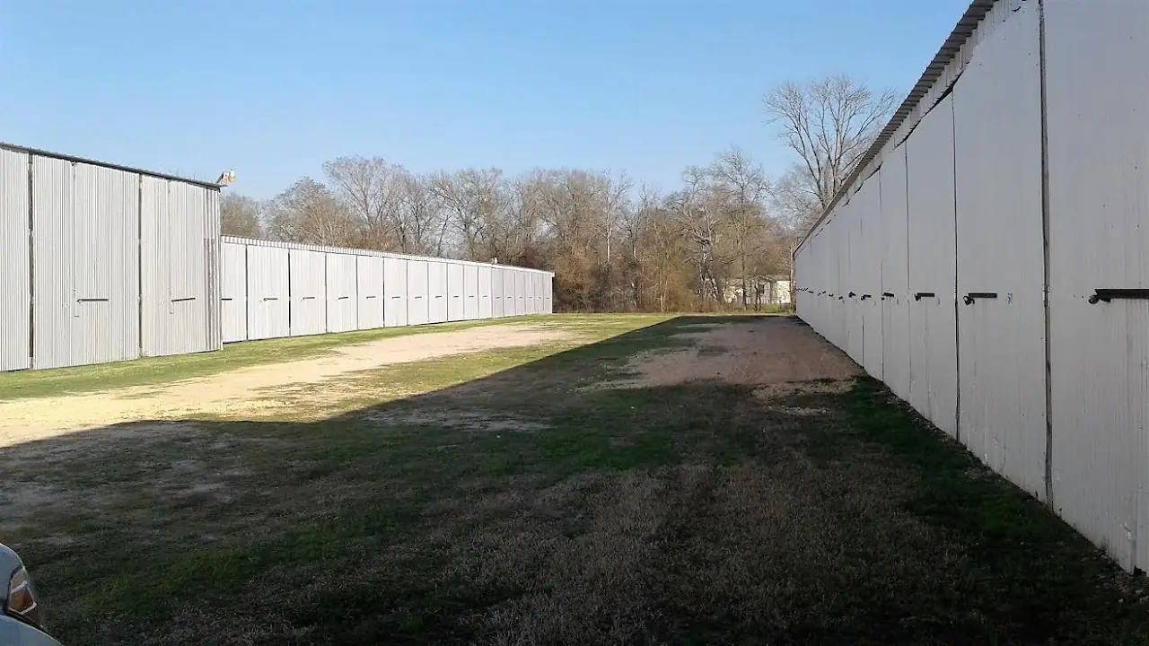 Bob's Boat And RV Storage, RV storage in Livingston