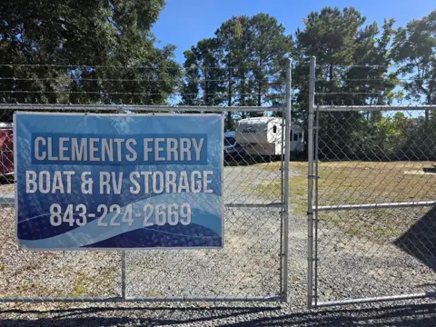 Clements Ferry Storage photo 3