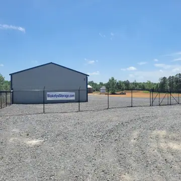 Blakely's Boat and RV Storage photo 3