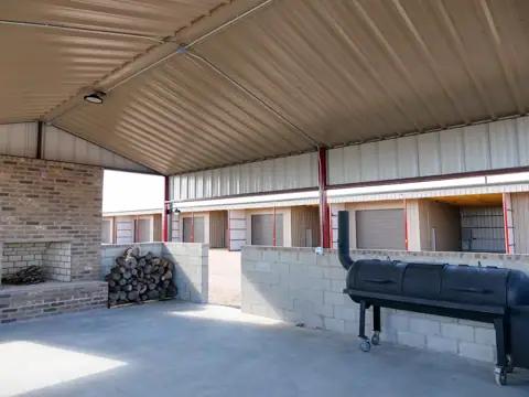 O.H. Ivie RV Park photo 3