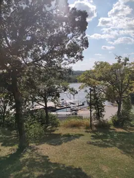 Lone Star Marina in Warsaw, MO