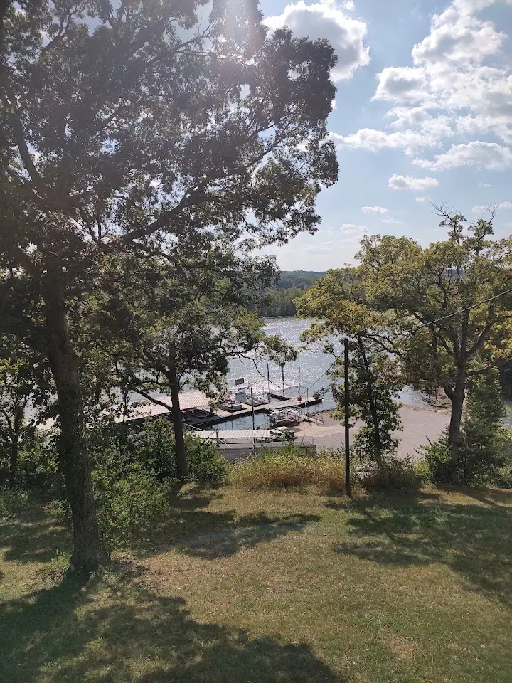 Lone Star Marina, RV storage in Warsaw