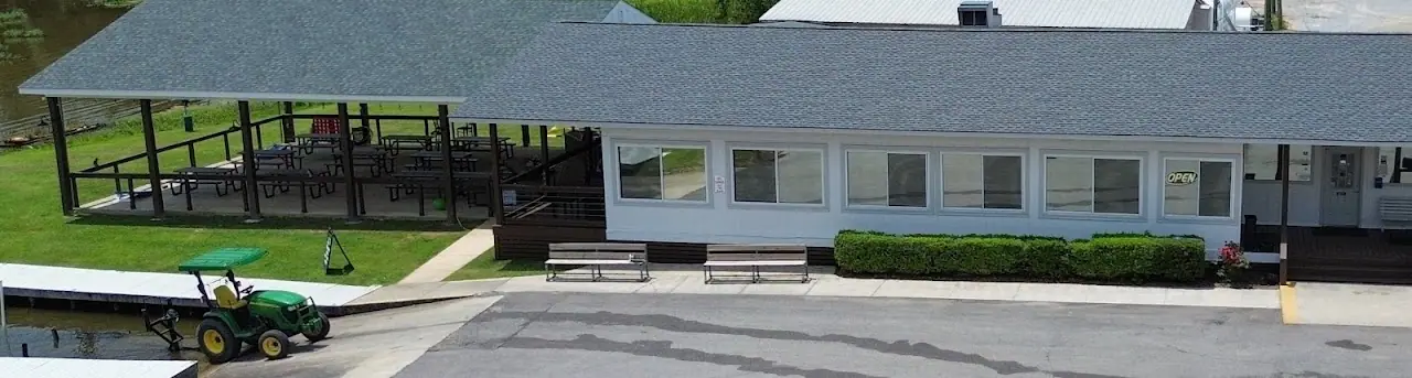Paradise Point Marina & RV Resort, RV storage in Columbiana