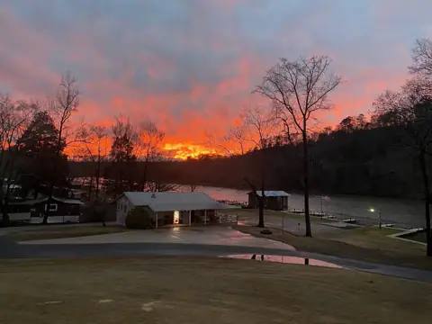 Buddy Vines Fishing Camp photo 2