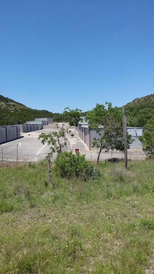 Village West Boat & RV, RV storage in Canyon Lake