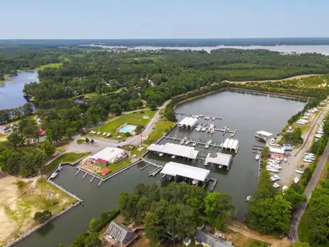 Coles Point Marina and RV Resort photo 2