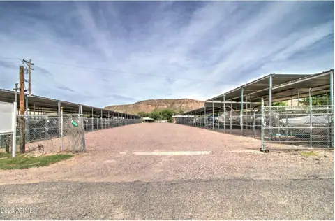 J & M Boat Storage in Roosevelt, AZ
