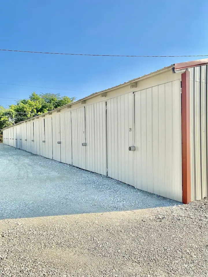 Lake Texoma Price Boat Storage, RV storage in Kingston