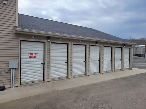 Moosup Storage photo 2