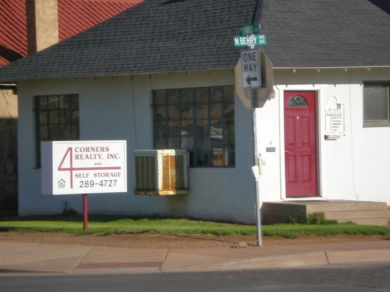 4 Corners Self Storage LLC, RV storage in Winslow