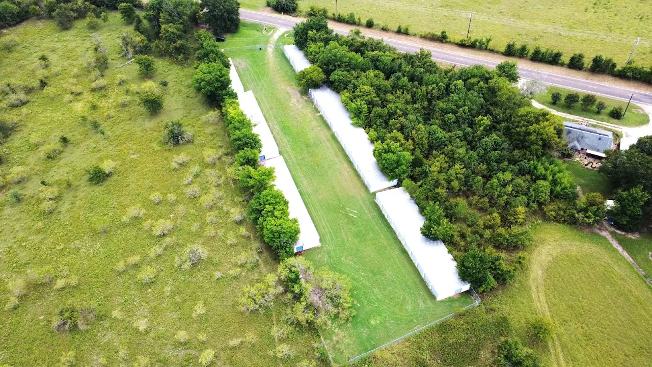 EZ Secure Storage at Richland Chambers Lake - West, RV storage in Streetman