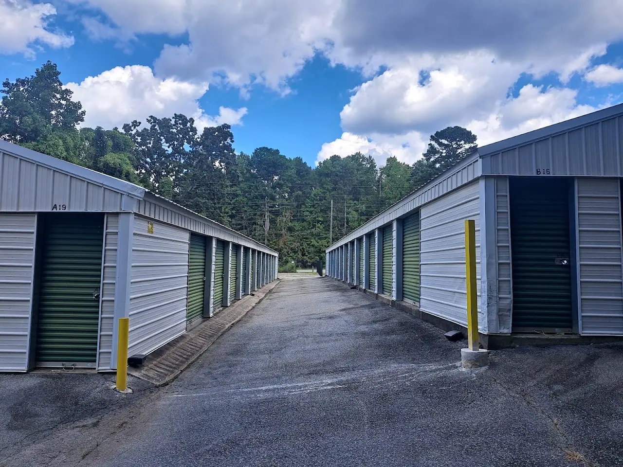 Newnan Storage Center, RV storage in Newnan