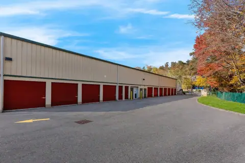 StorQuest Self Storage photo 2