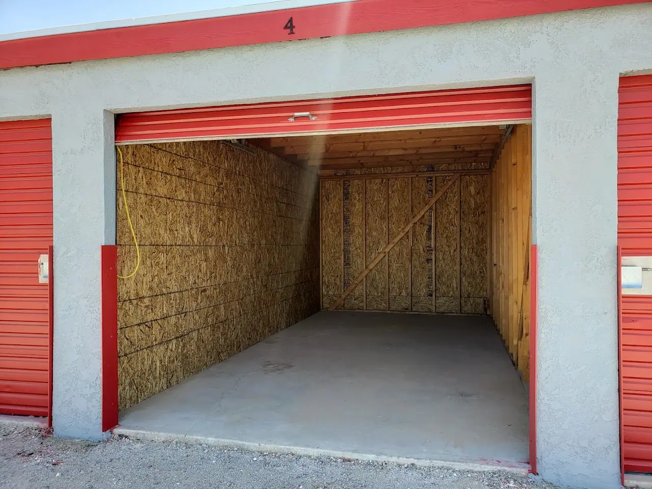 Mohave Storage Interstate Pl., RV storage in Bullhead City
