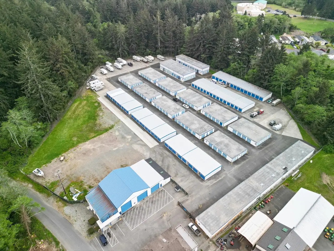 Storwell Storage, RV storage in Crescent City