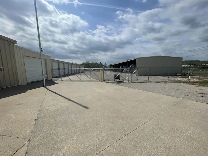 I-70 & 54 Storage, RV storage in Fulton