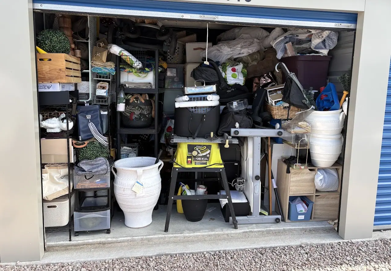 Storage Place - Stonington, RV storage in Pawcatuck
