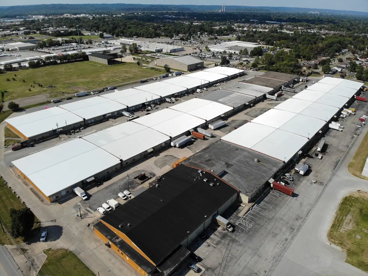 Millers Lane Center, RV storage in Louisville