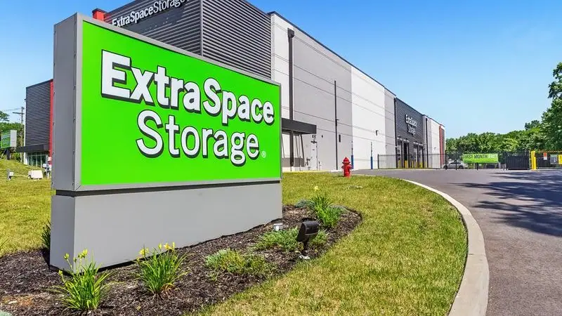 Extra Space Storage, RV storage in Neptune City