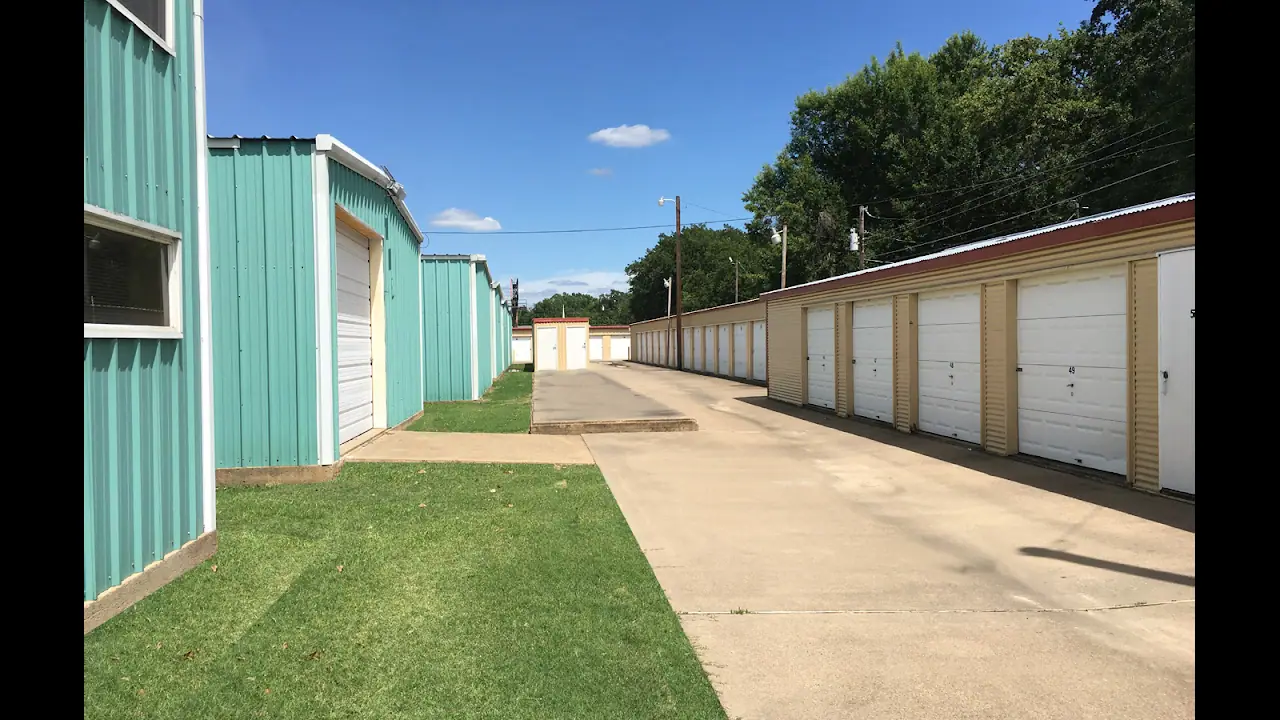 Baywood Self Storage, RV storage in Mabank