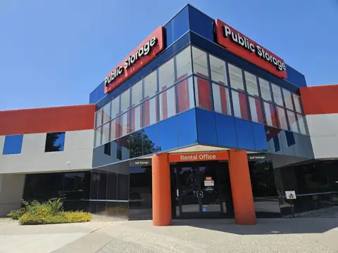 Public Storage photo 2