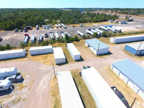 Bluebonnet Storage photo 3
