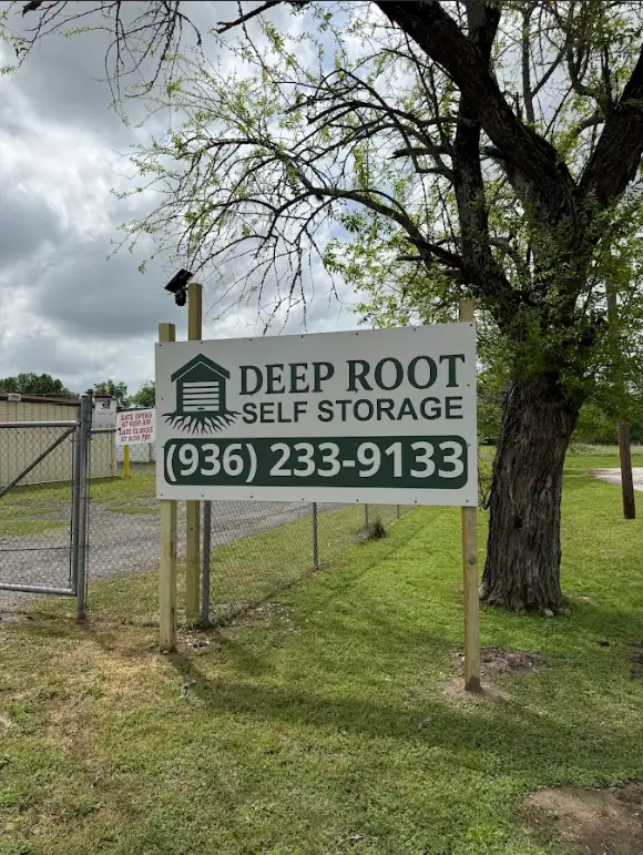 Deep Root Self Storage, RV storage in Madisonville