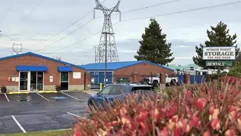 North Point Storage & U-Haul Dealer photo 3
