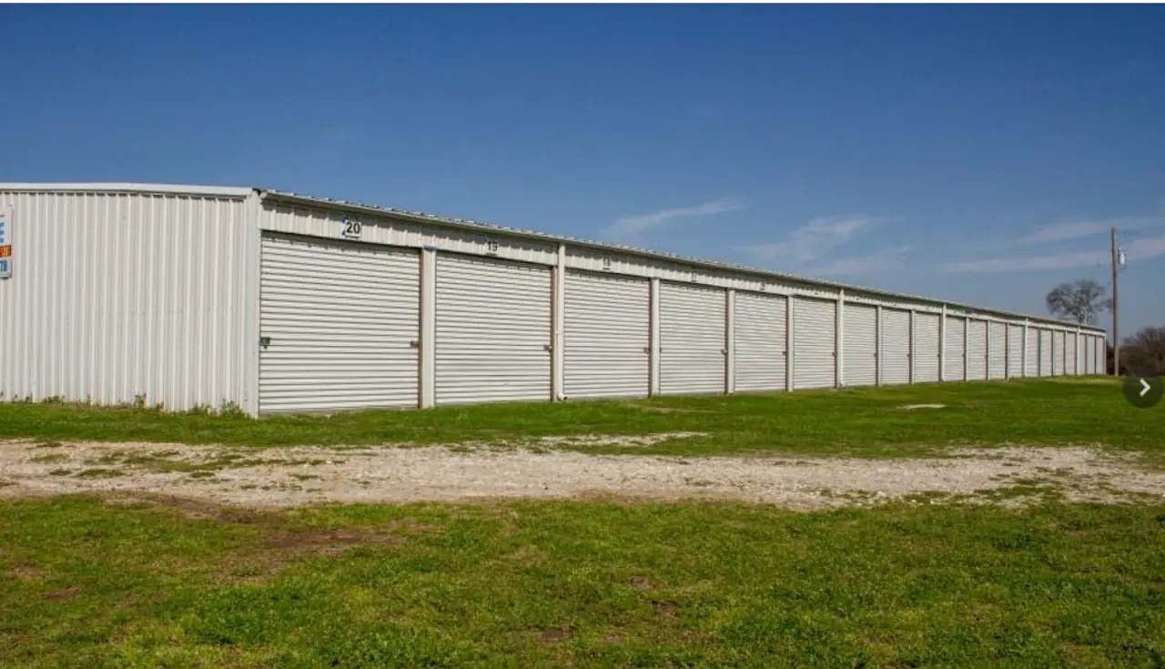 Near the Lake Boat and RV Storage, RV storage in Pilot Point