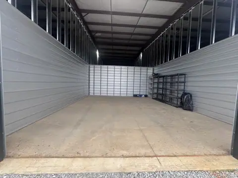 Heavy Storage photo 2