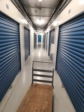 Diamond Self Storage in Beverly Hills, FL