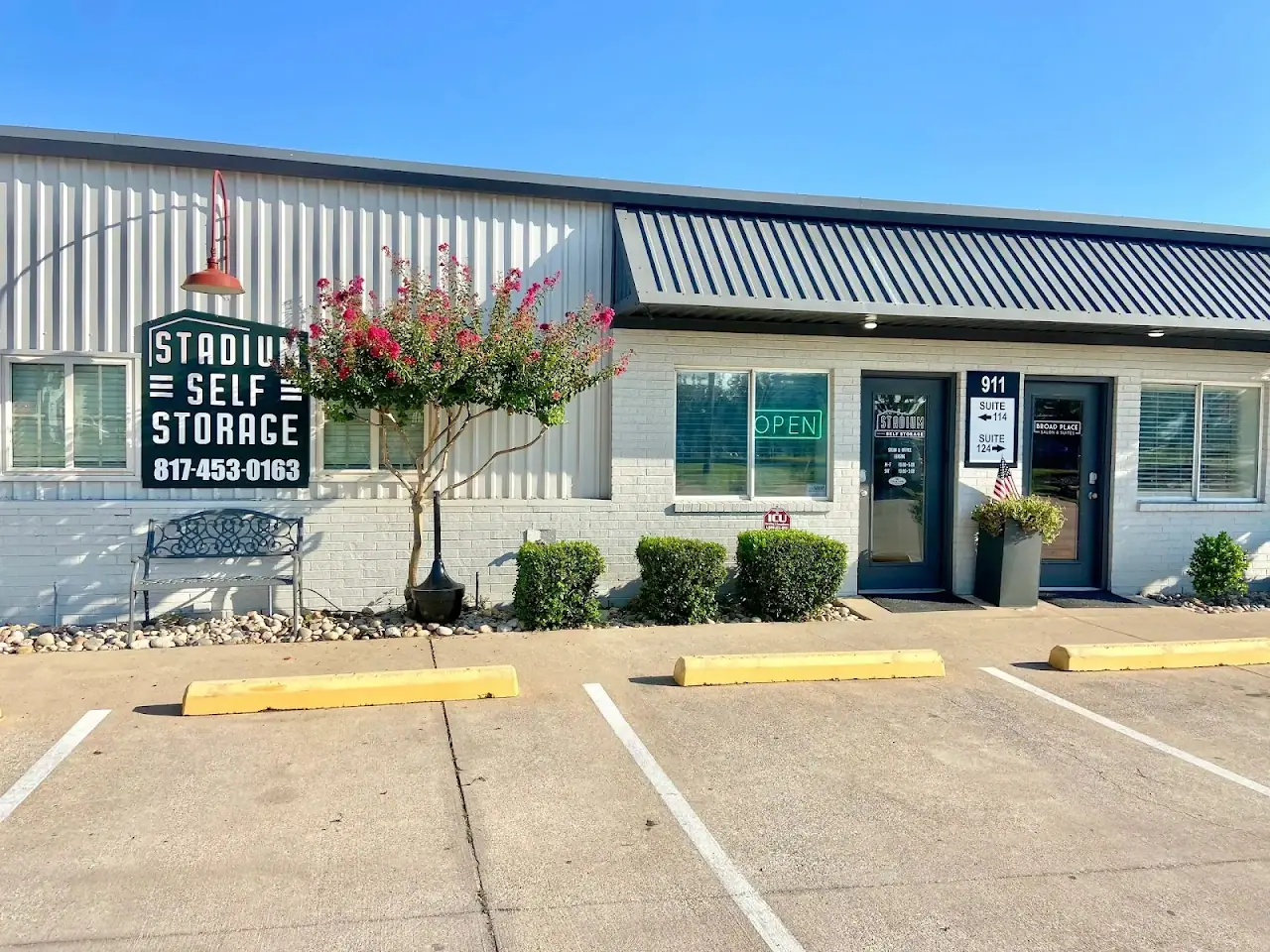 Stadium Self Storage, RV storage in Mansfield