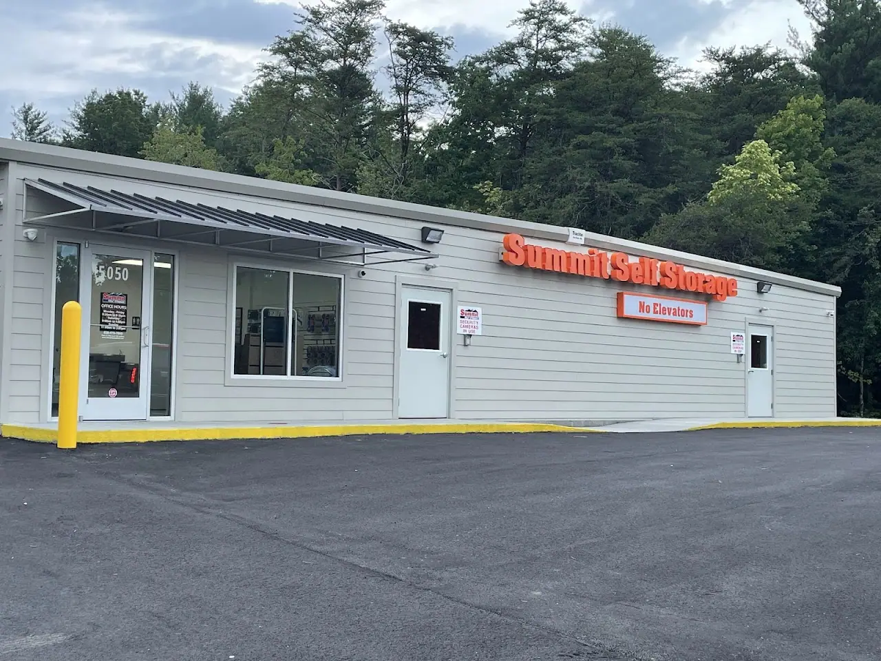 Summit Self Storage - Mills River, RV storage in Mills River