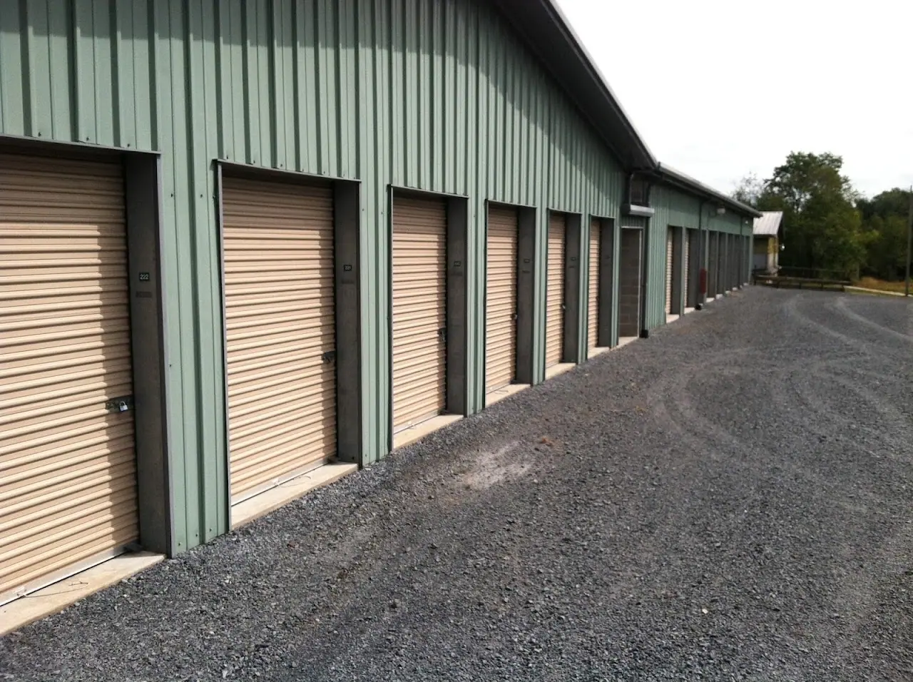 Van's Self Storage, RV storage in Milford
