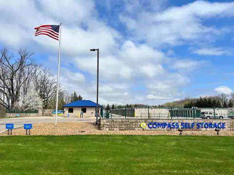 Compass Self Storage in Howell, MI