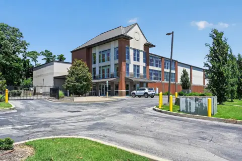 Storage Rentals of America photo 2