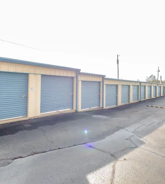Storage Rentals of America, RV storage in Bronston