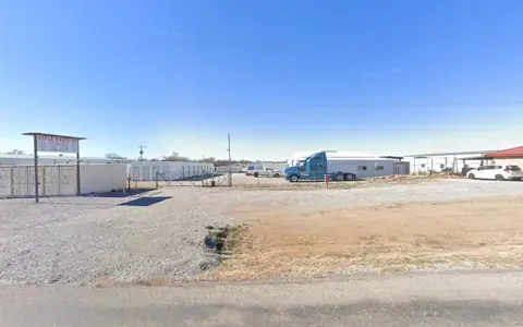 Rifle Range Rd Storage photo 2