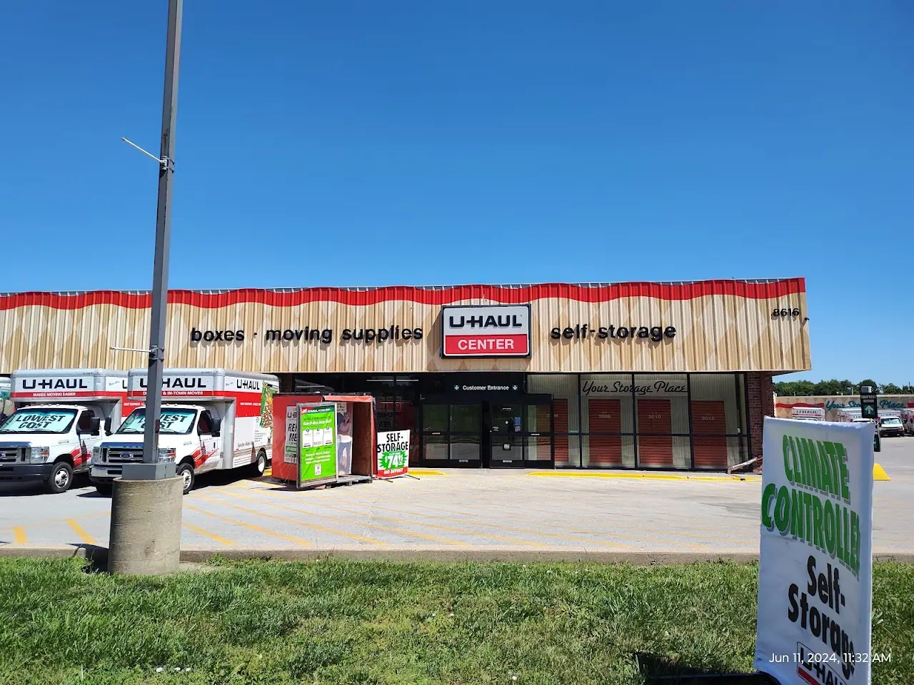 Self-Storage at U-Haul, RV storage in Omaha
