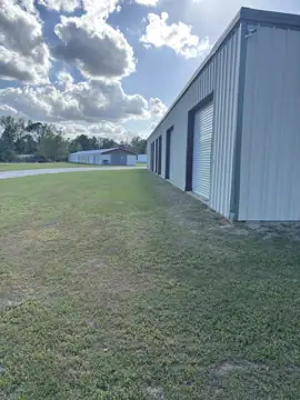 Southern Oaks Storage photo 3