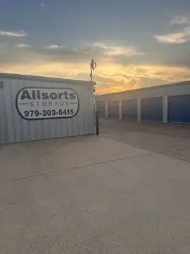 Golden Storage photo 2