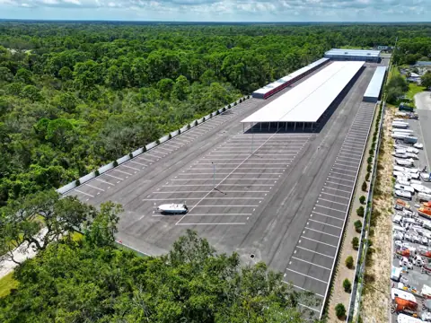 StorQuest Self Storage photo 3