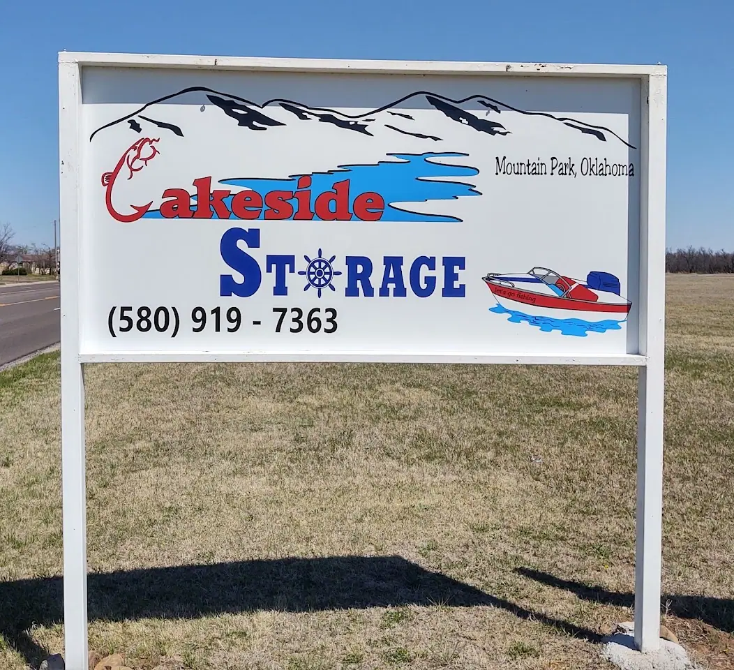 Lakeside Storage and RV parking, RV storage in Mountain Park